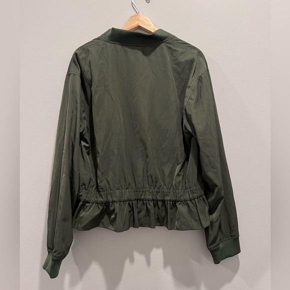 KATE SPADE Twill Flounce Bomber IN OLIVE - Large - Picture 2 of 7